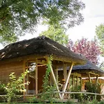 Bela Krajina - Glamping And Mobile Homes 4*