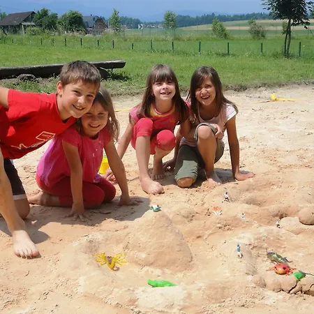 Bela Krajina - Glamping And Mobile Homes