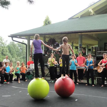 Campsite Bela Krajina - Glamping And Mobile Homes 4*