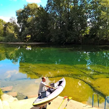 Kamp Bela Krajina - Glamping And Mobile Homes