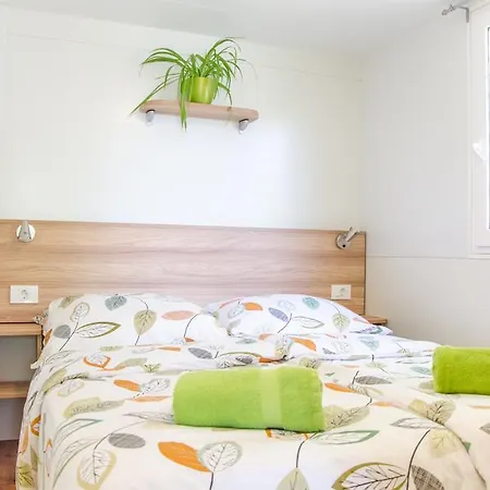Kamp Bela Krajina - Glamping And Mobile Homes