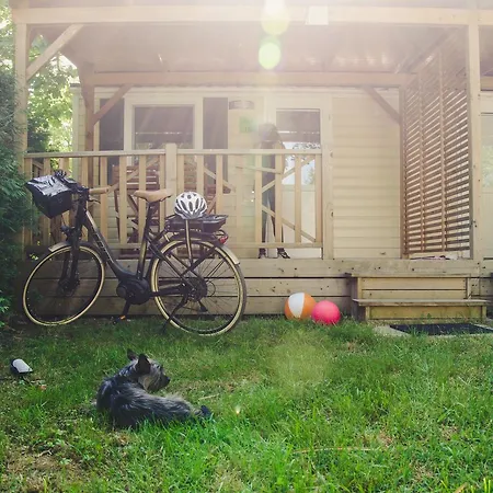 Bela Krajina - Glamping And Mobile Homes Kemp Metlika