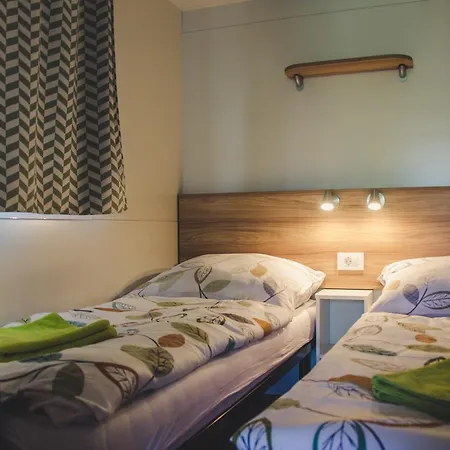 Bela Krajina - Glamping And Mobile Homes متليكا