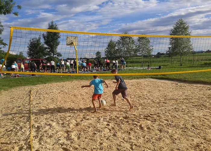 キャンプ場 Bela Krajina - Glamping And Mobile Homes 4*