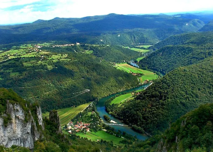 Bela Krajina - Glamping And Mobile Homes
