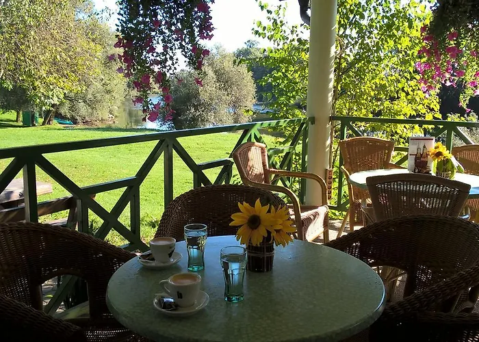 Bela Krajina - Glamping And Mobile Homes Kamp