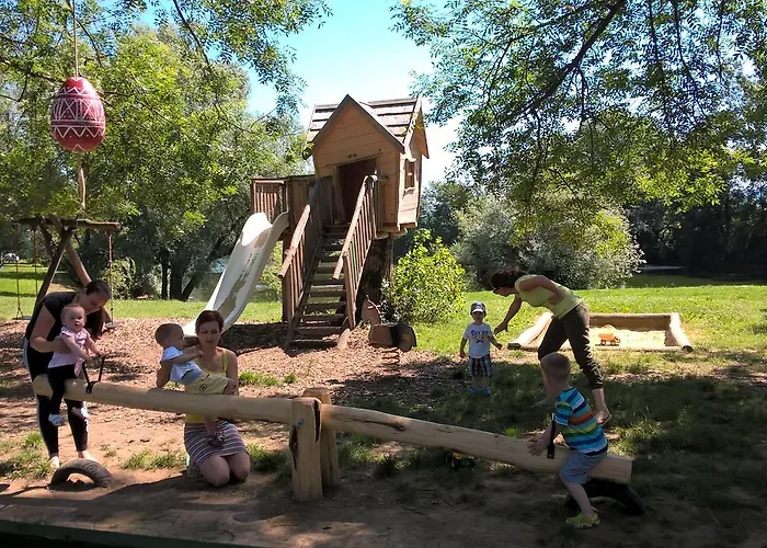 Bela Krajina - Glamping And Mobile Homes 4*