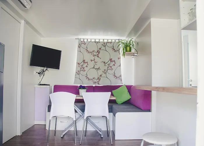 Bela Krajina - Glamping And Mobile Homes 4*