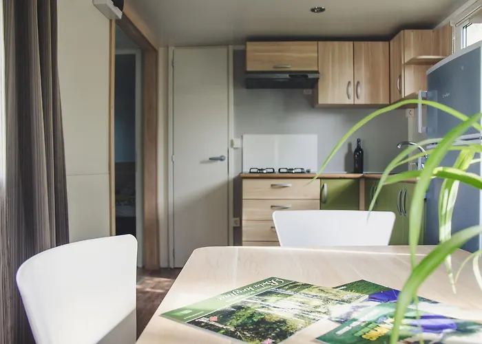 Kamp alanı Bela Krajina - Glamping And Mobile Homes