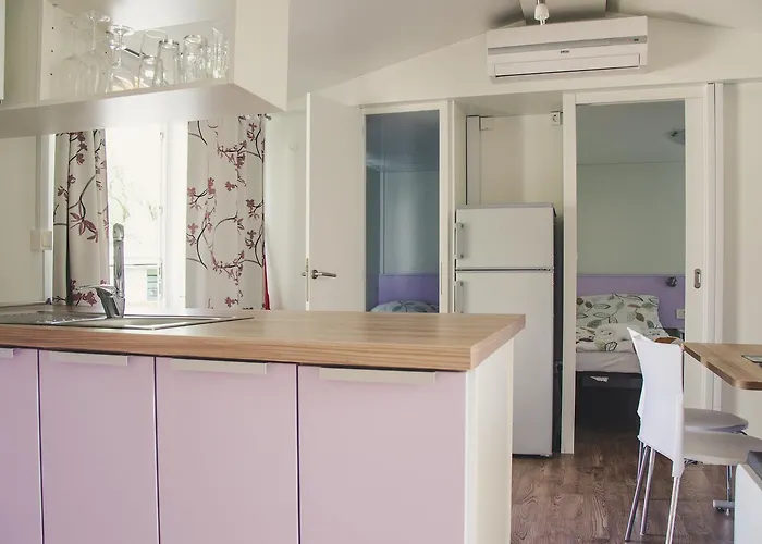 Bela Krajina - Glamping And Mobile Homes 4* メトリカ